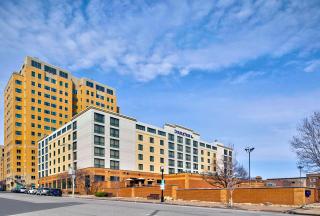 DoubleTree by Hilton Davenport - 8