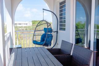 Deany's Uptop Luxury Suite - 4