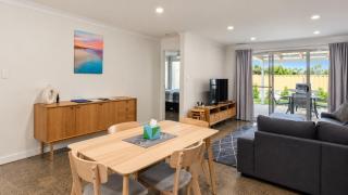 Relax at 42 Cape View Resort - Broadwater - 1