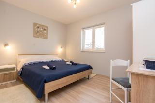 Apartments Mate - Turanj - 2