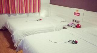 7 Days Inn Turpan Shanshan Kumtag Desert - 1