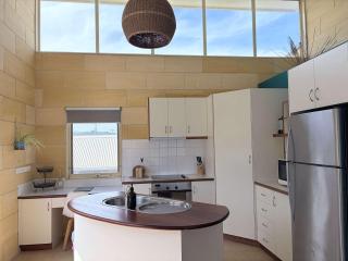 Surf break at Bayview villas SEA VIEW - 3