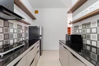 Amy’s Abode By Casa Cove With Pvt Bar Near Airport - 1