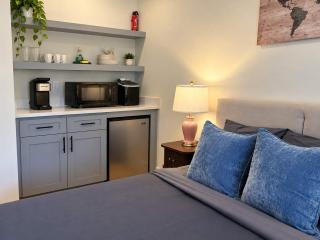 The Flats Suite 11 Downtown Studio Next To Food Truck Plaza - 4