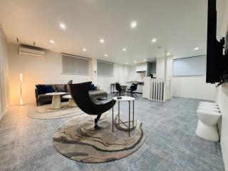 Airport Terrace 1棟2階建貸切ヴィラ大型バルコニー サウナ 駐車場 ペット 屋内BBQ - 8