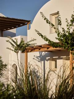 Sea Breeze Santorini Beach Resort, Curio Collection by Hilton - Perivolos - 1