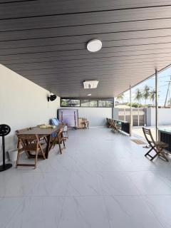 Stylish Landed Stay - 7