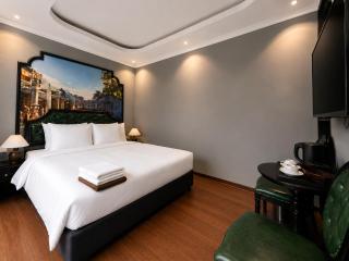Hanoi Ensora Hotel and Spa - 1