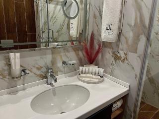 Baitas Hotel - 1