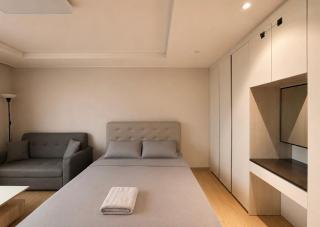 Clark Urban Suites - 1