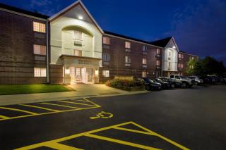 MainStay Suites Chicago Hoffman Estates - 4