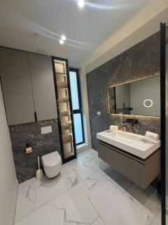 Knight Luxury One - 3