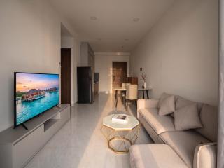 Luxumiere Apartment with Resort Pool - Elite Gym - 3