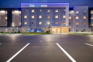 Everhome Suites Lexington - Horse Park - 9