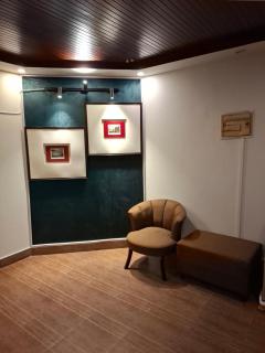 Private 1-Bedroom Apt - Park Towers F-10 Markaz - 5