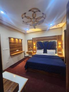 The Sapphire Retreat - 2