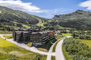 New Hemsedal ski in-ski out apartment - 0