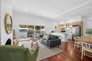 Three-Bed Vic Park Haven - 0