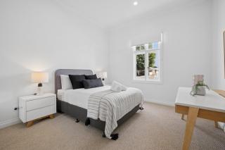 Three-Bed Vic Park Haven - 1