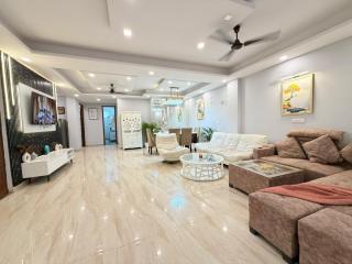 Avenaa 4BHK Dwarka Residence Delhi - 3