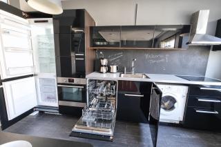 Central Gem with Sauna - Big two-room apartment FREE PARKING - 1