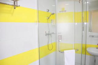 7 Days Inn Guiyang Gaicha Avenue Guizhou Institute of Technology - 1