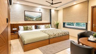 Oaktel Jagannath Dham - 2 min walk from Bankebihari Temple - 5