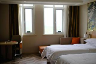 Vienna Hotel Tianjin Huaming - 6