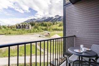 Alpine Ski Studio Sleeps 2 Gym Sauna and Hot Tub - 7