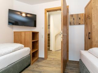 Lech Family Living Central Comfort with Mountain Views - 5