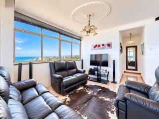 Shangri-La Penthouse View - 0