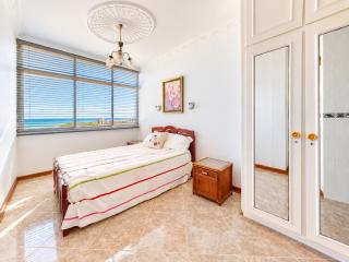 Shangri-La Penthouse View - 4