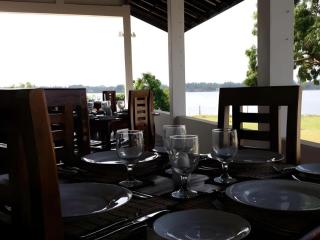 Naaval Hotel - Batticaloa - 6
