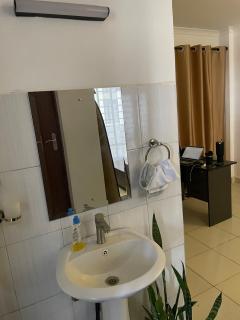City Comfort Modern Stylish Stay - 7