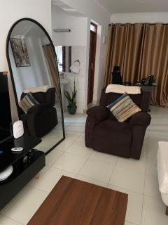 City Comfort Modern Stylish Stay - 1