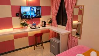 Dolphin Hotel - 8