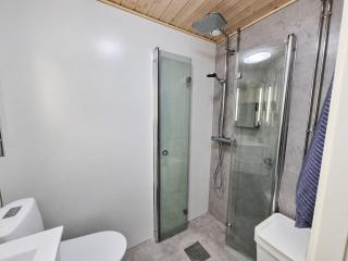 Tampere Central Cozy Stay - FREE parking, Two-room apartment and fully equipped - 3