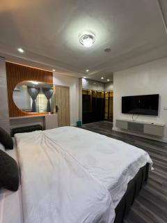 The residence - 6