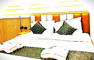 Hotel Lotus Puri - 1