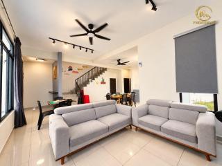 A32 Palmwood Pelangi Indah Homestay Corner House - 3