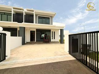 A32 Palmwood Pelangi Indah Homestay Corner House - 7