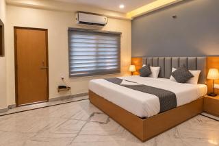 Hotel Prime We Check Inn Near US Embassy Gachibowli - 4
