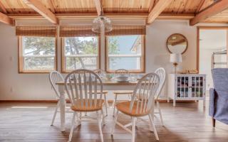 The Cottage Keeper - Meredith Lodging - 5