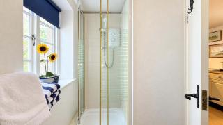 The Cabin - Hidden Retreat in the Heart of Salcombe - 6