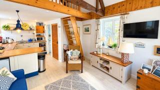 The Cabin - Hidden Retreat in the Heart of Salcombe - 1