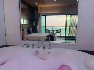 Golden Dragon Beach Resort Pattaya (Bang Lamung) - 5