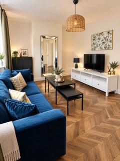Modern 3-Bed House Nr City Centre & Hospital - Free Parking - Wifi - Free Netflix - Derby - 0