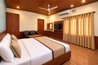 Hotel The Siva Palace Near Railway Station - 2