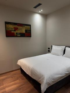 Middle Tirana Hotel - 9