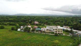Pilot Hotel - 5